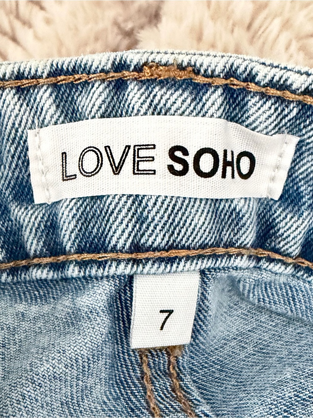Love Soho wide-leg baggy graphic jeans. Size 7 - Picture 3 of 3